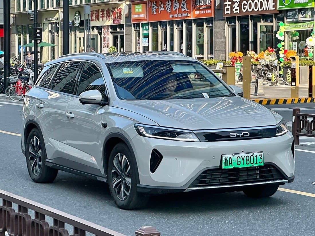 BYD Sealion 7